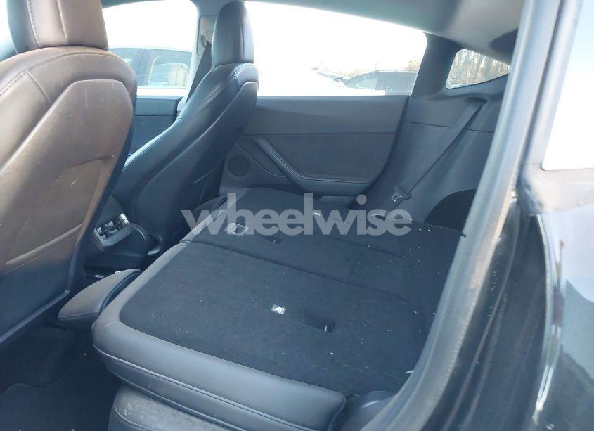 Photo 8 of 2021 Tesla Model Y LONG RANGE DUAL MOTOR ALL-WHEEL DRIVE (VIN 5YJYGDEEXMF082479)