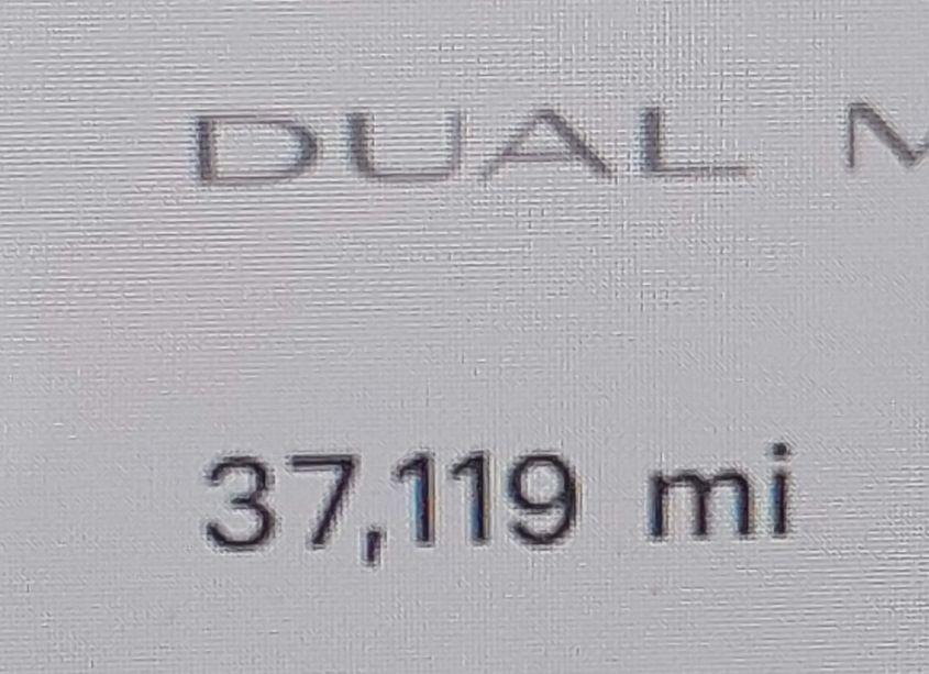 Photo 15 of 2021 Tesla Model Y LONG RANGE DUAL MOTOR ALL-WHEEL DRIVE (VIN 5YJYGDEEXMF083289)