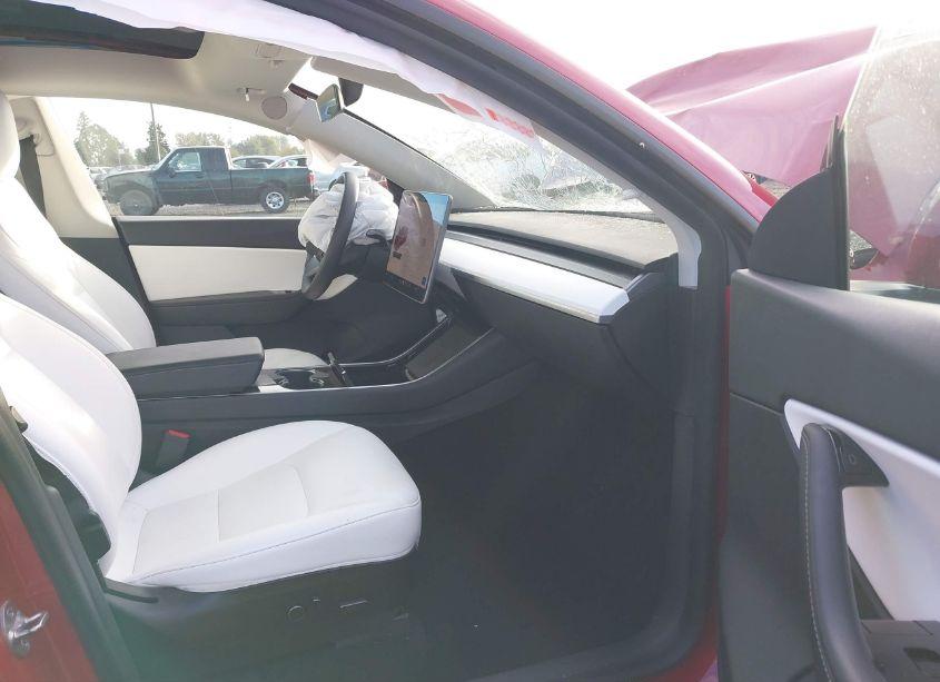 Photo 5 of 2021 Tesla Model Y LONG RANGE DUAL MOTOR ALL-WHEEL DRIVE (VIN 5YJYGDEEXMF092025)