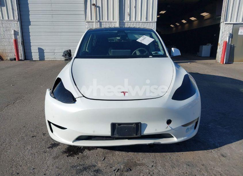 Photo 12 of 2021 Tesla Model Y LONG RANGE DUAL MOTOR ALL-WHEEL DRIVE (VIN 5YJYGDEEXMF149226)