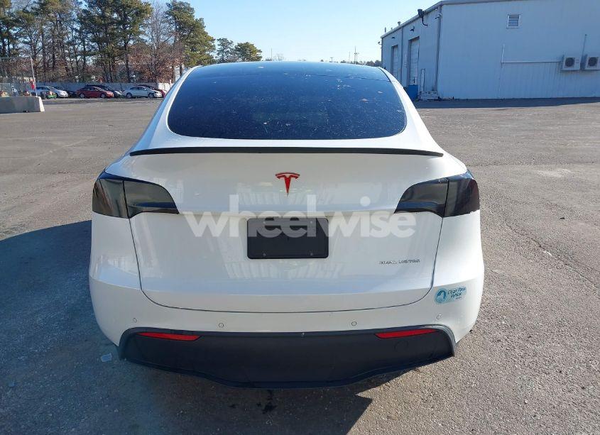 Photo 16 of 2021 Tesla Model Y LONG RANGE DUAL MOTOR ALL-WHEEL DRIVE (VIN 5YJYGDEEXMF149226)