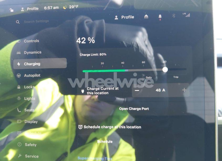 Photo 17 of 2021 Tesla Model Y LONG RANGE DUAL MOTOR ALL-WHEEL DRIVE (VIN 5YJYGDEEXMF149226)