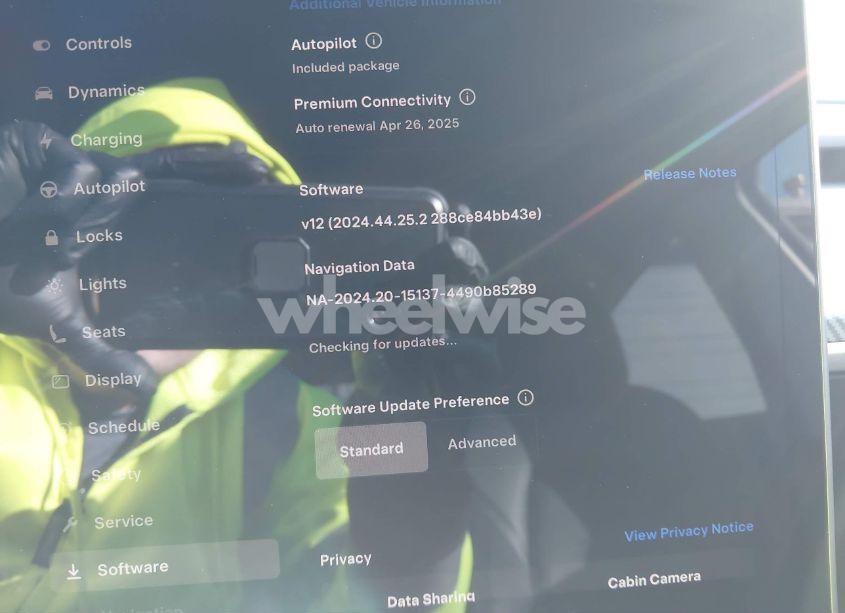 Photo 18 of 2021 Tesla Model Y LONG RANGE DUAL MOTOR ALL-WHEEL DRIVE (VIN 5YJYGDEEXMF149226)