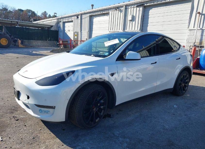 Photo 2 of 2021 Tesla Model Y LONG RANGE DUAL MOTOR ALL-WHEEL DRIVE (VIN 5YJYGDEEXMF149226)