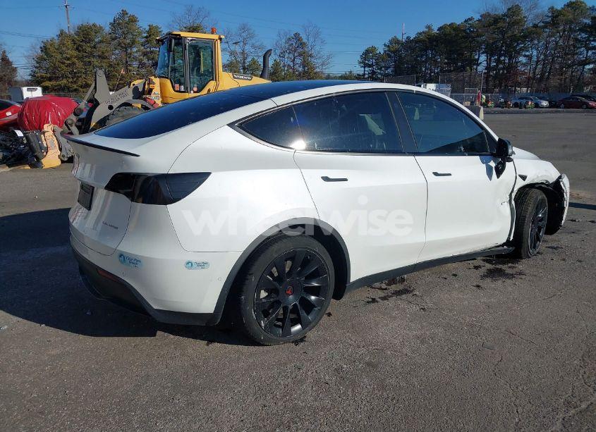 Photo 4 of 2021 Tesla Model Y LONG RANGE DUAL MOTOR ALL-WHEEL DRIVE (VIN 5YJYGDEEXMF149226)
