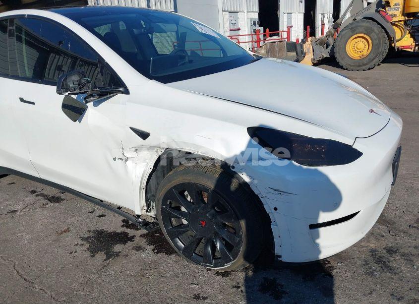 Photo 6 of 2021 Tesla Model Y LONG RANGE DUAL MOTOR ALL-WHEEL DRIVE (VIN 5YJYGDEEXMF149226)