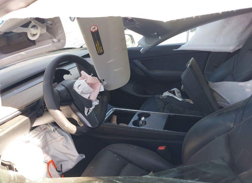 Photo 5 of 2021 Tesla Model Y LONG RANGE DUAL MOTOR ALL-WHEEL DRIVE (VIN 5YJYGDEEXMF193632)