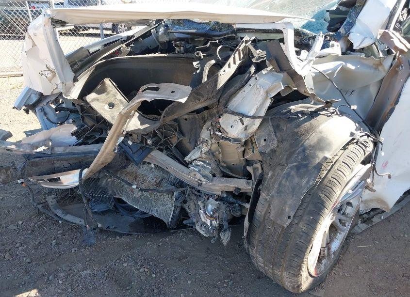 Photo 6 of 2021 Tesla Model Y LONG RANGE DUAL MOTOR ALL-WHEEL DRIVE (VIN 5YJYGDEEXMF193632)