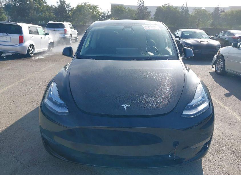 Photo 13 of 2021 Tesla Model Y LONG RANGE DUAL MOTOR ALL-WHEEL DRIVE (VIN 5YJYGDEEXMF208467)