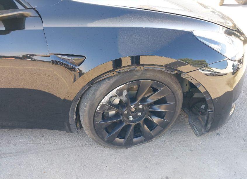 Photo 20 of 2021 Tesla Model Y LONG RANGE DUAL MOTOR ALL-WHEEL DRIVE (VIN 5YJYGDEEXMF208467)