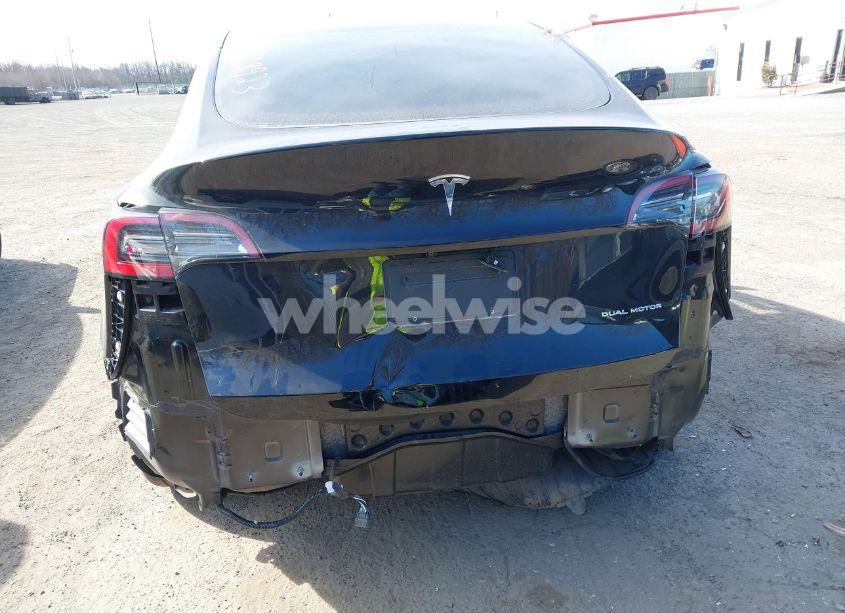 Photo 16 of 2021 Tesla Model Y LONG RANGE DUAL MOTOR ALL-WHEEL DRIVE (VIN 5YJYGDEEXMF208923)
