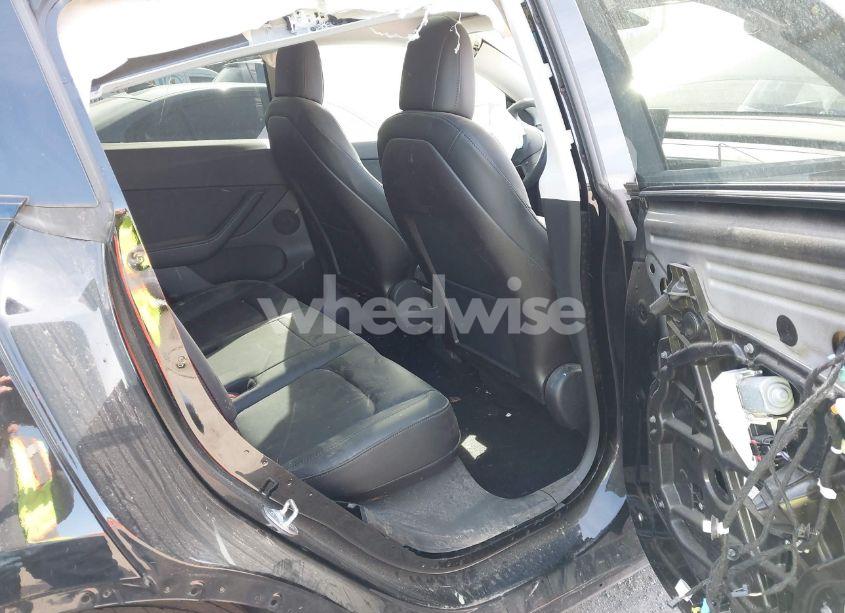 Photo 8 of 2021 Tesla Model Y LONG RANGE DUAL MOTOR ALL-WHEEL DRIVE (VIN 5YJYGDEEXMF208923)