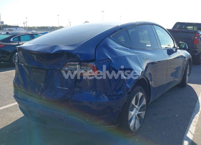 Photo 4 of 2021 Tesla Model Y LONG RANGE DUAL MOTOR ALL-WHEEL DRIVE (VIN 5YJYGDEEXMF278938)