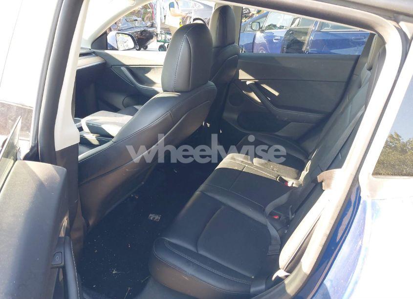 Photo 8 of 2021 Tesla Model Y LONG RANGE DUAL MOTOR ALL-WHEEL DRIVE (VIN 5YJYGDEEXMF278938)