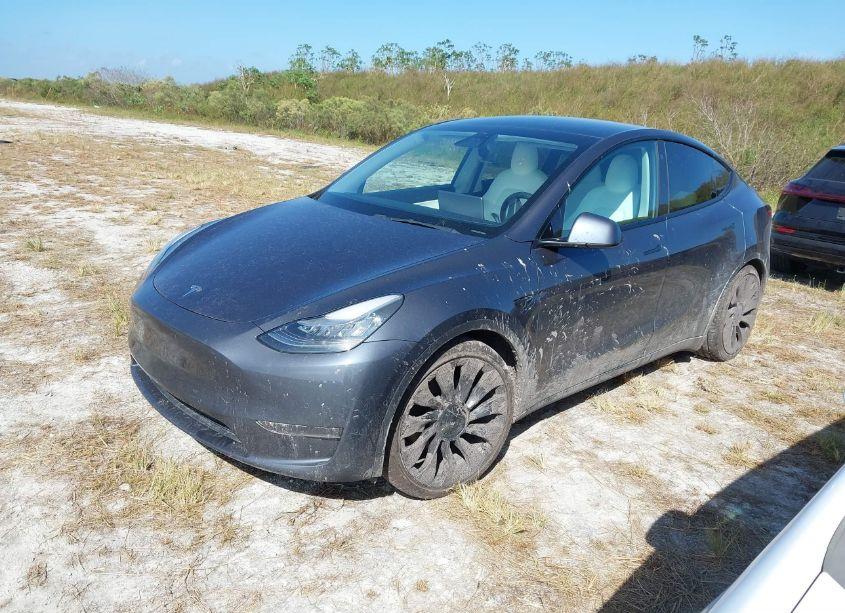 Photo 2 of 2021 Tesla Model Y PERFORMANCE DUAL MOTOR ALL-WHEEL DRIVE (VIN 5YJYGDEF0MF090096)
