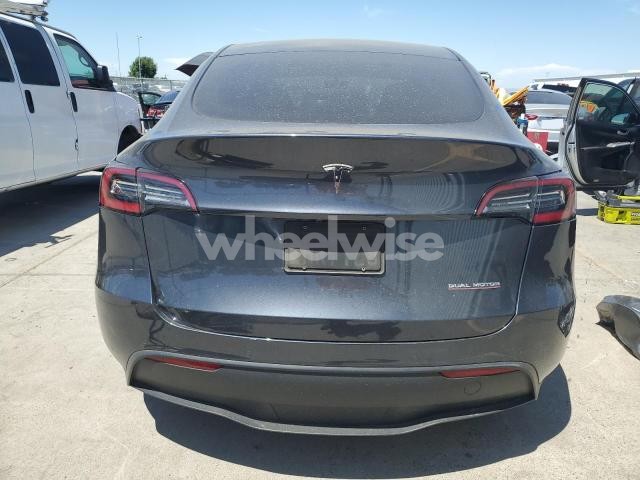 Photo 3 of 2020 TESLA MODEL Y (VIN 5YJYGDEF1LF002090)