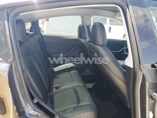 Photo 8 of 2020 TESLA MODEL Y (VIN 5YJYGDEF1LF002090)