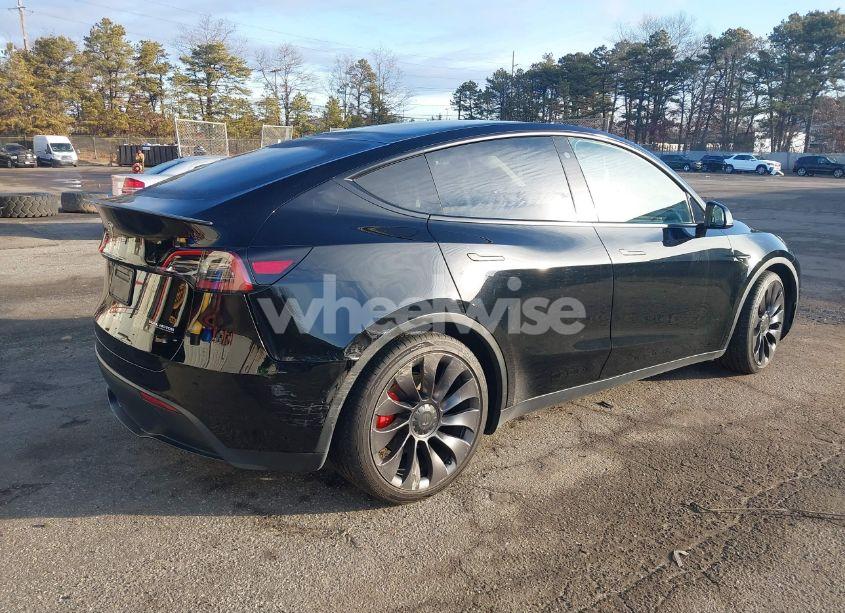 Photo 4 of 2021 Tesla Model Y PERFORMANCE DUAL MOTOR ALL-WHEEL DRIVE (VIN 5YJYGDEF2MF209749)