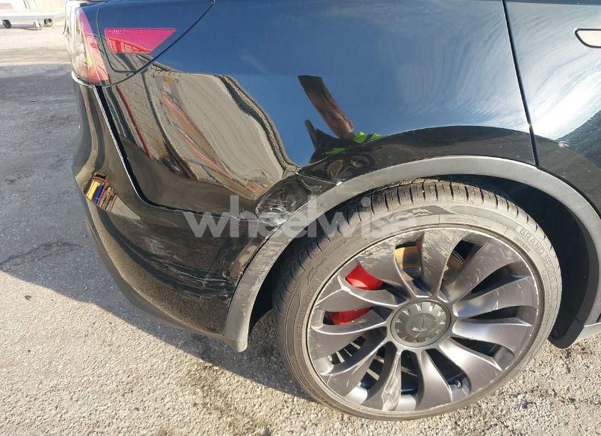 Photo 6 of 2021 Tesla Model Y PERFORMANCE DUAL MOTOR ALL-WHEEL DRIVE (VIN 5YJYGDEF2MF209749)