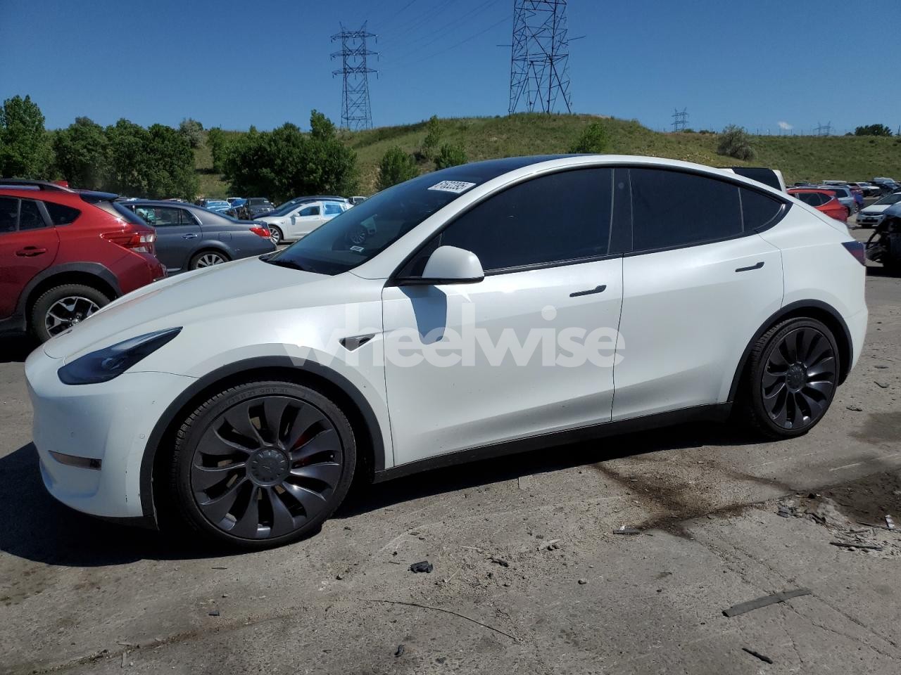 2021 TESLA MODEL Y (VIN 5YJYGDEF2MF245165) main photo