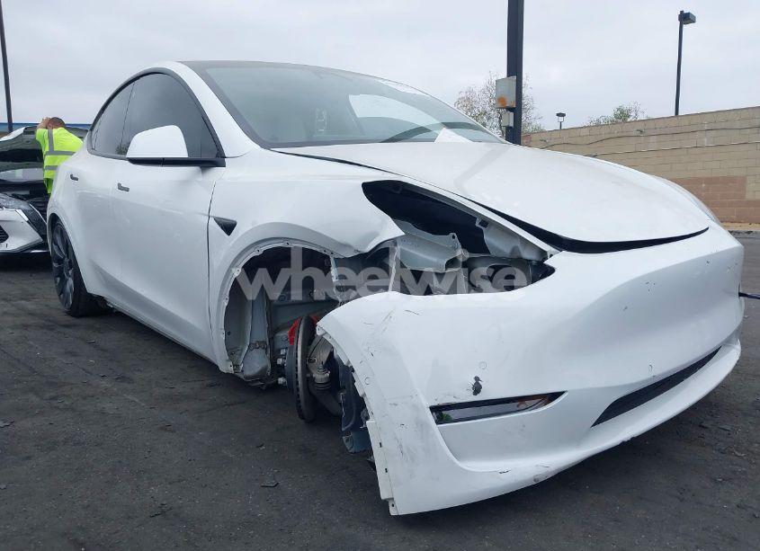 Photo 6 of 2021 Tesla Model Y PERFORMANCE DUAL MOTOR ALL-WHEEL DRIVE (VIN 5YJYGDEF2MF269773)