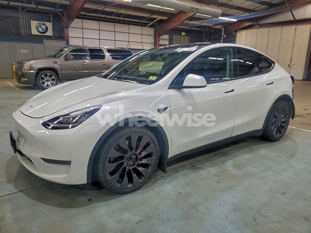 2020 TESLA MODEL Y (VIN 5YJYGDEF3LF034393) main photo