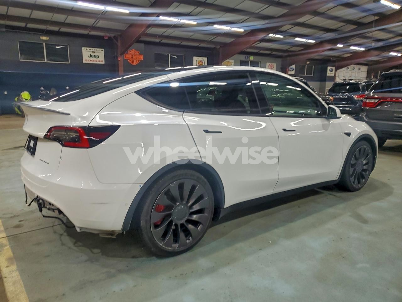 Photo 3 of 2020 TESLA MODEL Y (VIN 5YJYGDEF3LF034393)