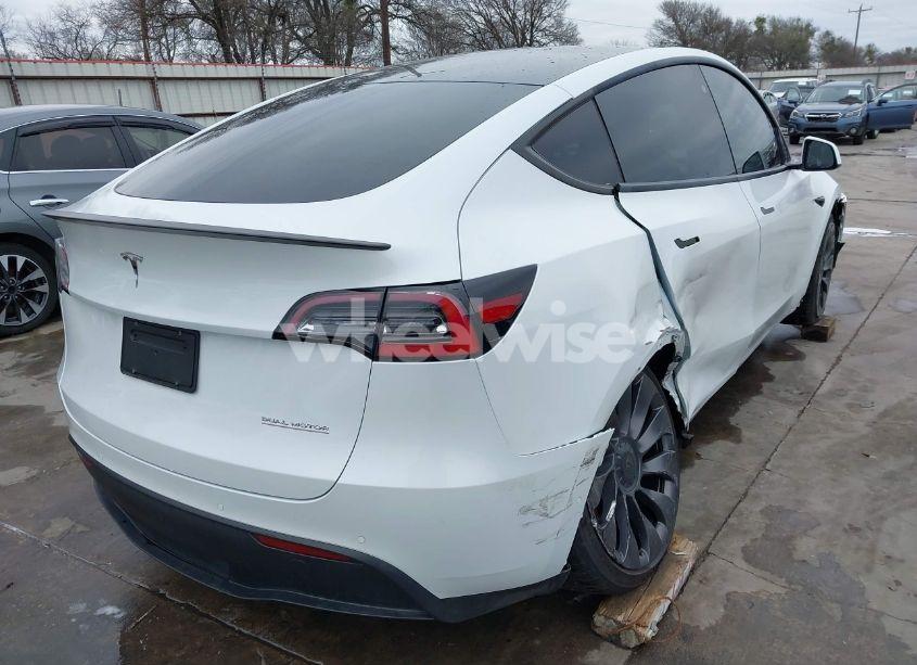 Photo 4 of 2020 Tesla Model Y LONG RANGE DUAL MOTOR ALL-WHEEL DRIVE/PERFORMANCE DUAL MOTOR ALL-WHEEL DRIVE (VIN 5YJYGDEF4LF028053)