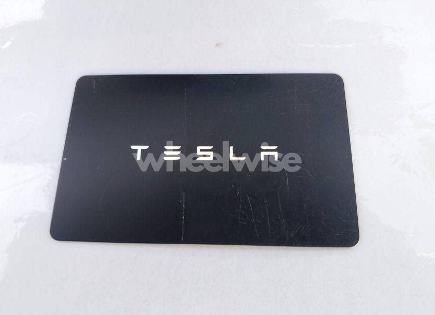 Photo 11 of 2021 Tesla Model Y PERFORMANCE DUAL MOTOR ALL-WHEEL DRIVE (VIN 5YJYGDEF5MF211592)