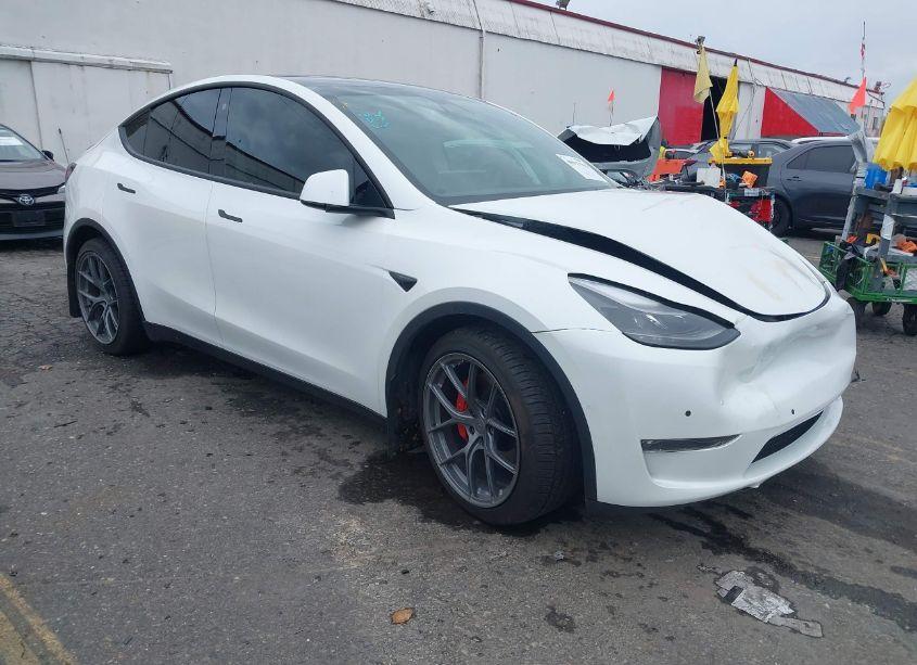 2021 Tesla Model Y PERFORMANCE DUAL MOTOR ALL-WHEEL DRIVE (VIN 5YJYGDEF5MF258279) main photo