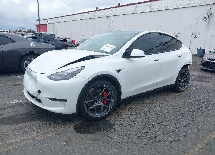 Photo 2 of 2021 Tesla Model Y PERFORMANCE DUAL MOTOR ALL-WHEEL DRIVE (VIN 5YJYGDEF5MF258279)