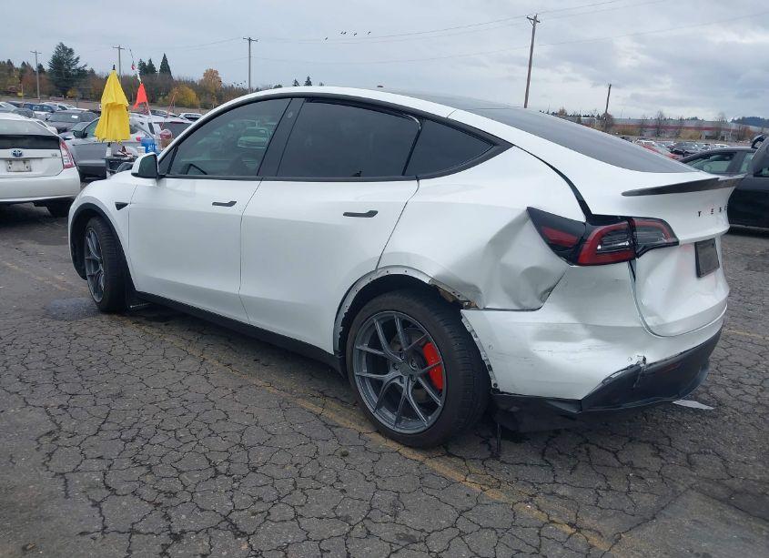 Photo 3 of 2021 Tesla Model Y PERFORMANCE DUAL MOTOR ALL-WHEEL DRIVE (VIN 5YJYGDEF5MF258279)