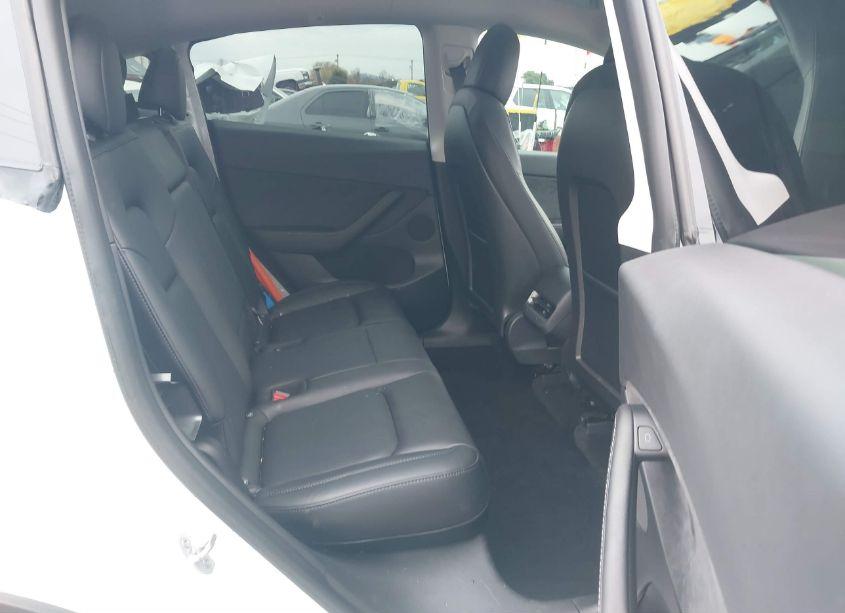 Photo 8 of 2021 Tesla Model Y PERFORMANCE DUAL MOTOR ALL-WHEEL DRIVE (VIN 5YJYGDEF5MF258279)