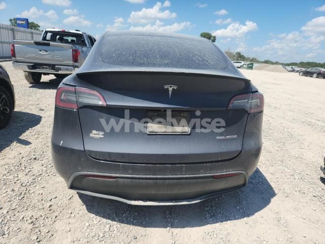 2021 TESLA MODEL Y (VIN 5YJYGDEF5MF270416) main photo