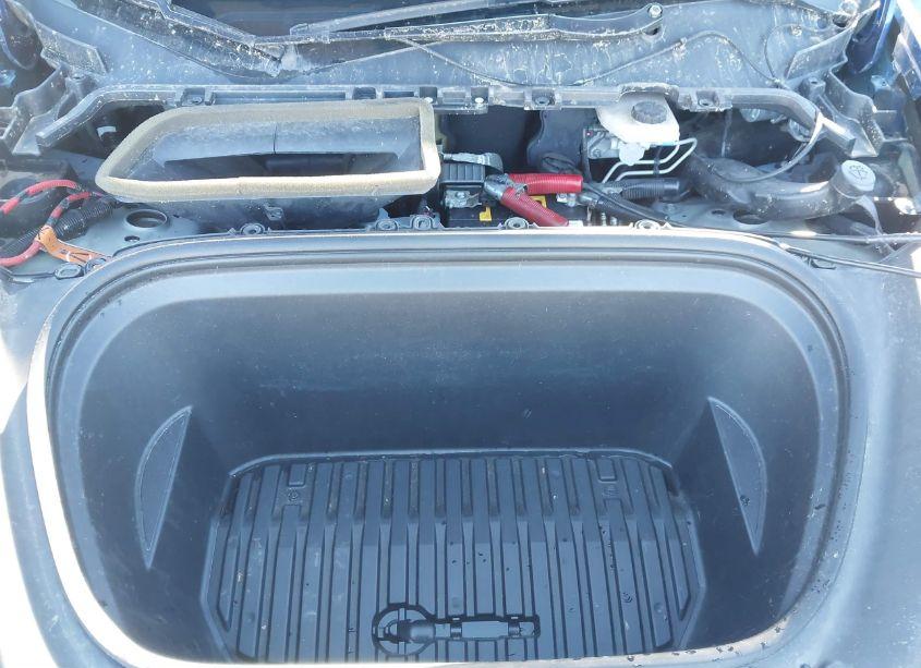 Photo 10 of 2020 Tesla Model Y LONG RANGE DUAL MOTOR ALL-WHEEL DRIVE/PERFORMANCE DUAL MOTOR ALL-WHEEL DRIVE (VIN 5YJYGDEF6LF005843)