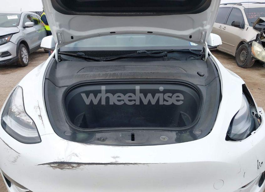 Photo 10 of 2020 Tesla Model Y LONG RANGE DUAL MOTOR ALL-WHEEL DRIVE/PERFORMANCE DUAL MOTOR ALL-WHEEL DRIVE (VIN 5YJYGDEF6LF038504)