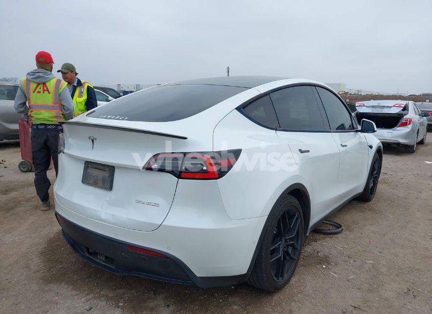Photo 4 of 2020 Tesla Model Y LONG RANGE DUAL MOTOR ALL-WHEEL DRIVE/PERFORMANCE DUAL MOTOR ALL-WHEEL DRIVE (VIN 5YJYGDEF6LF038504)