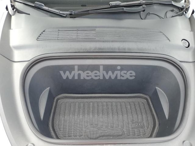 Photo 9 of 2021 TESLA MODEL Y (VIN 5YJYGDEF7MF089057)