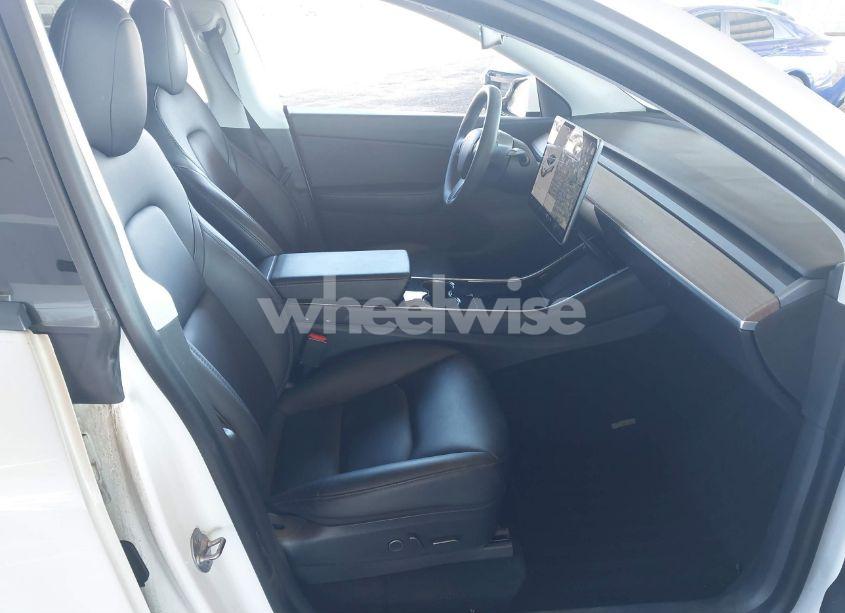 Photo 5 of 2021 Tesla Model Y PERFORMANCE DUAL MOTOR ALL-WHEEL DRIVE (VIN 5YJYGDEF7MF098583)