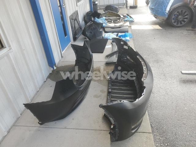 Photo 2 of 2021 TESLA MODEL Y (VIN 5YJYGDEF8MF258793)