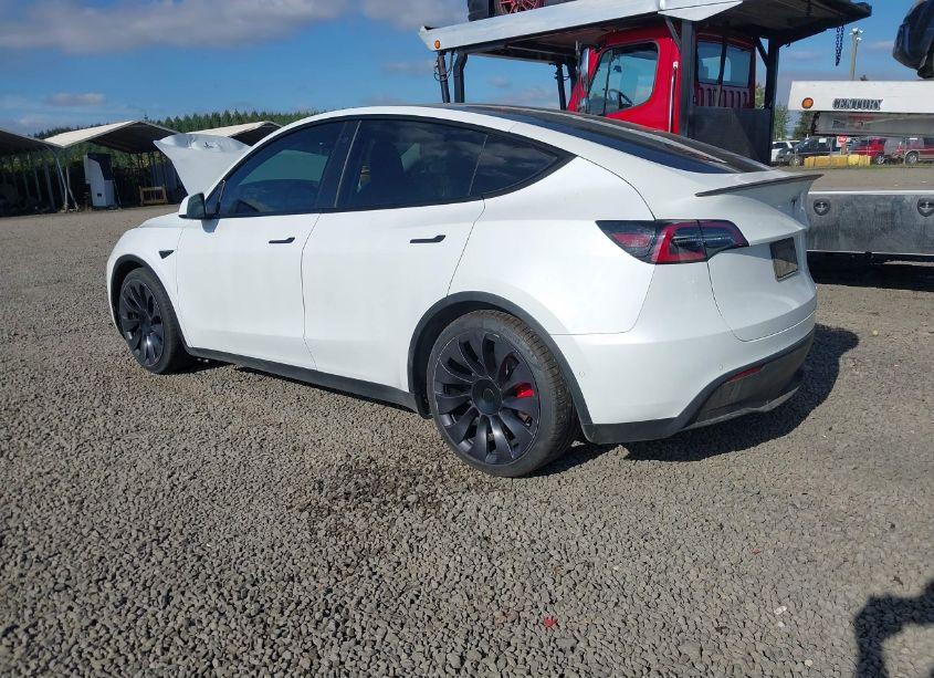 Photo 3 of 2020 Tesla Model Y LONG RANGE DUAL MOTOR ALL-WHEEL DRIVE/PERFORMANCE DUAL MOTOR ALL-WHEEL DRIVE (VIN 5YJYGDEF9LF003469)