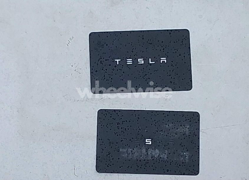 Photo 11 of 2020 Tesla Model Y LONG RANGE DUAL MOTOR ALL-WHEEL DRIVE/PERFORMANCE DUAL MOTOR ALL-WHEEL DRIVE (VIN 5YJYGDEF9LF038500)
