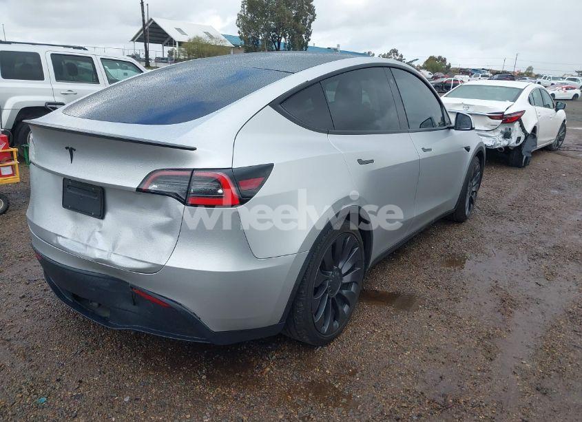 Photo 4 of 2020 Tesla Model Y LONG RANGE DUAL MOTOR ALL-WHEEL DRIVE/PERFORMANCE DUAL MOTOR ALL-WHEEL DRIVE (VIN 5YJYGDEF9LF038500)