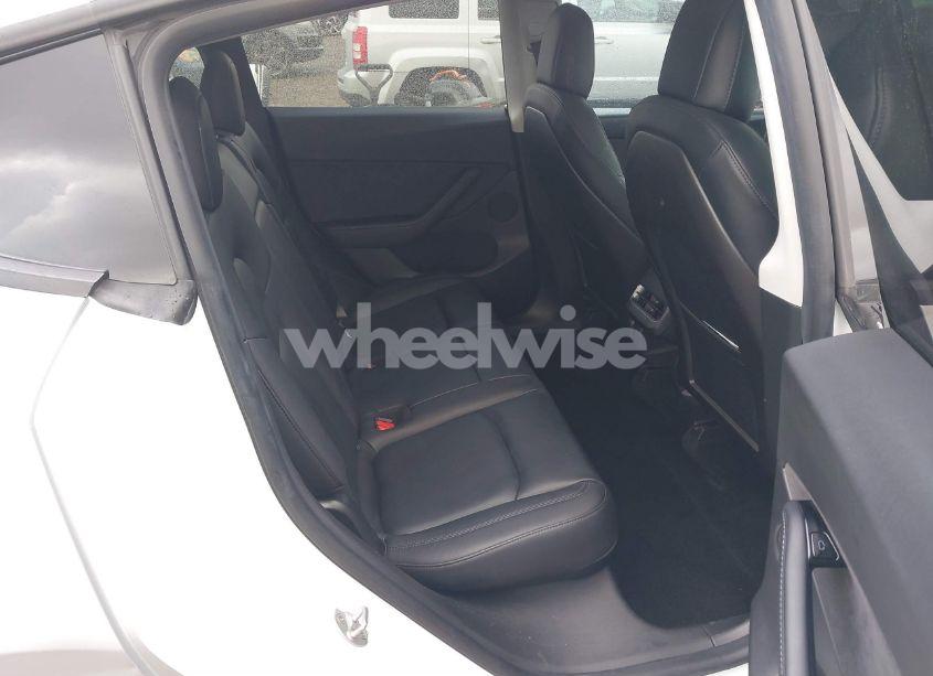 Photo 8 of 2020 Tesla Model Y LONG RANGE DUAL MOTOR ALL-WHEEL DRIVE/PERFORMANCE DUAL MOTOR ALL-WHEEL DRIVE (VIN 5YJYGDEF9LF038500)