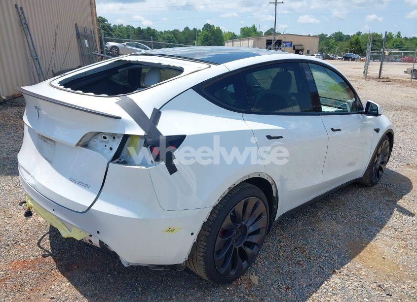 Photo 4 of 2020 Tesla Model Y LONG RANGE DUAL MOTOR ALL-WHEEL DRIVE/PERFORMANCE DUAL MOTOR ALL-WHEEL DRIVE (VIN 5YJYGDEF9LF046757)