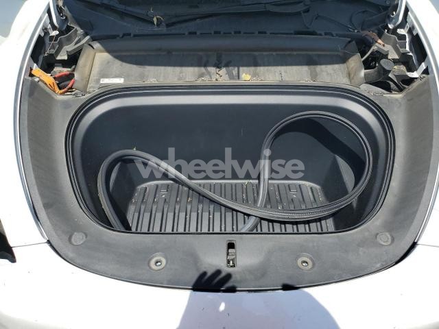 Photo 10 of 2021 TESLA MODEL Y (VIN 5YJYGDEF9MF277739)
