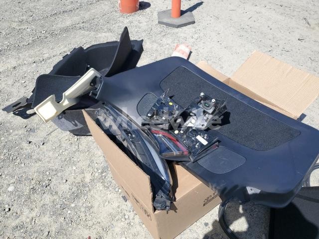 Photo 5 of 2021 TESLA MODEL Y (VIN 5YJYGDEF9MF277739)