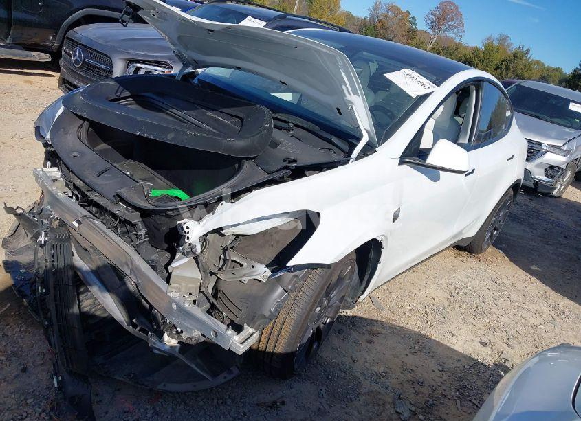 Photo 2 of 2020 Tesla Model Y LONG RANGE DUAL MOTOR ALL-WHEEL DRIVE/PERFORMANCE DUAL MOTOR ALL-WHEEL DRIVE (VIN 5YJYGDEFXLF011614)