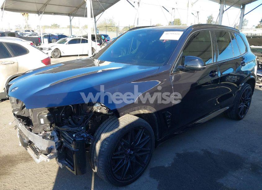 Photo 2 of 2024 Bmw X5 M (VIN 5YM13ET08R9U02384)