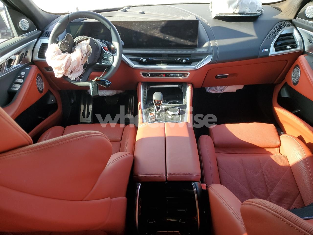 Photo 8 of 2024 BMW XM (VIN 5YM23CS08R9X19558)